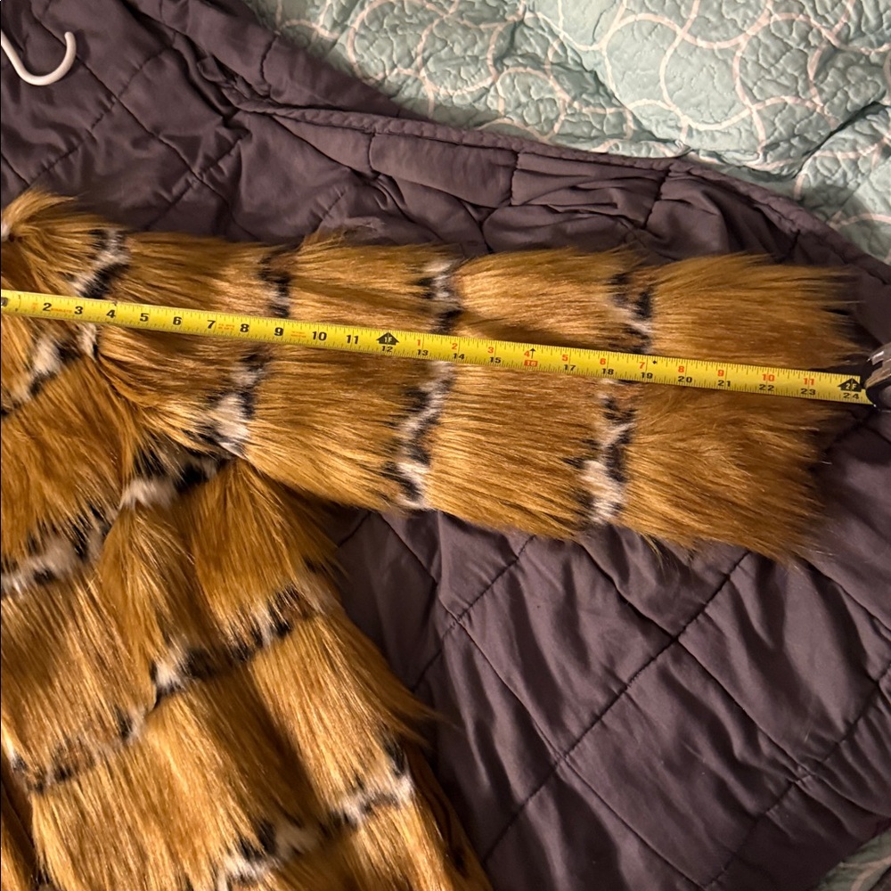 NWOT Guess Marciano furry coat - Picture 8 of 8